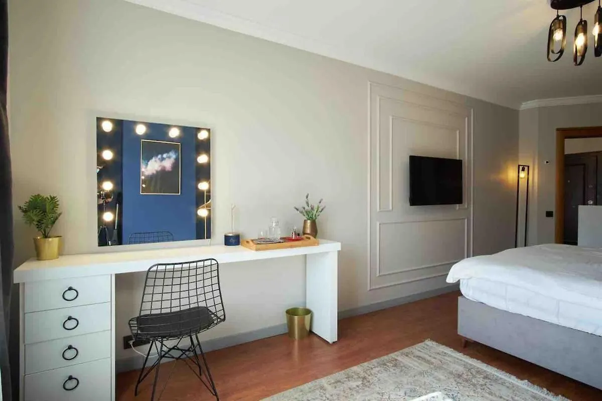 Modern And Nice Apartment Close To City Center Istanbul